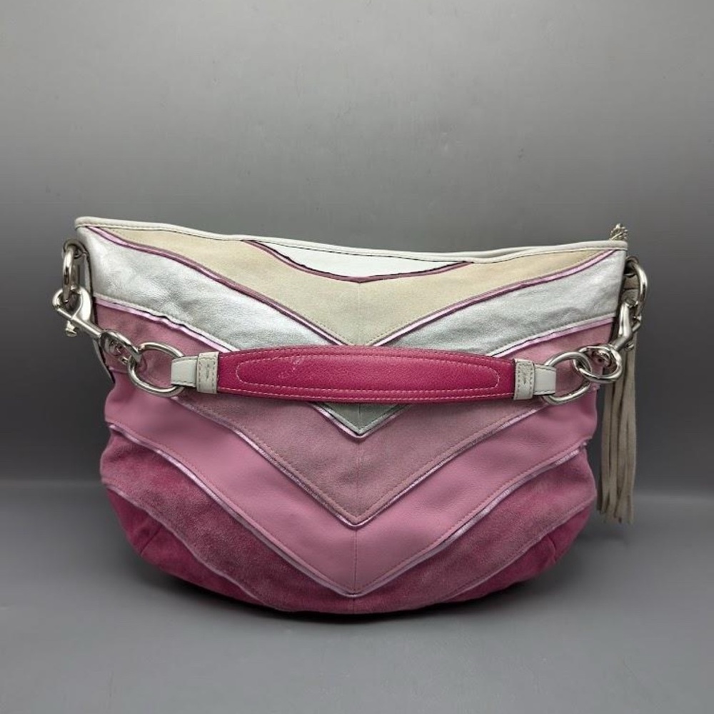 Coach 2005 Pink, Silver, & Cream Chevron Shoulder Bag Set - LIKE NEW! - Picture 3 of 6